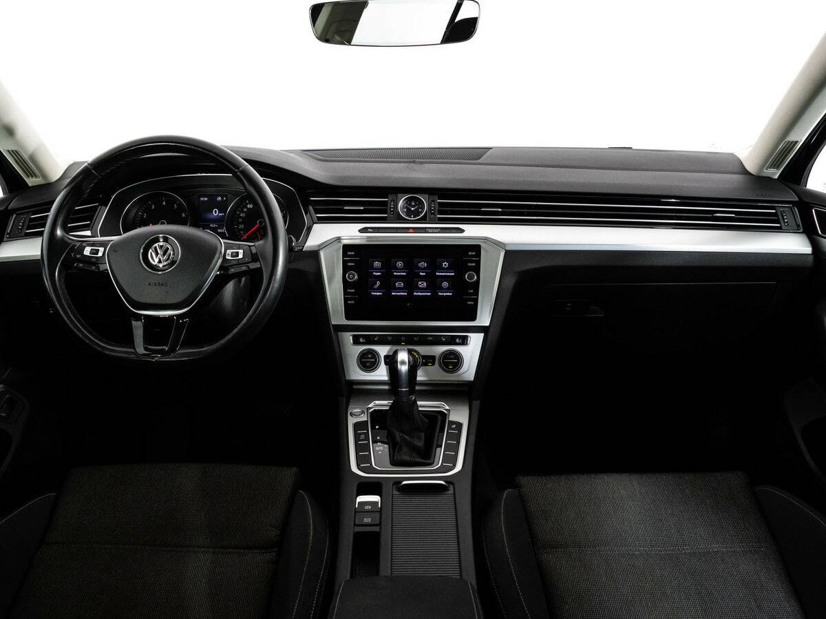 Купить Volkswagen Passat, 2018, 107 332 км.. Фото: #8