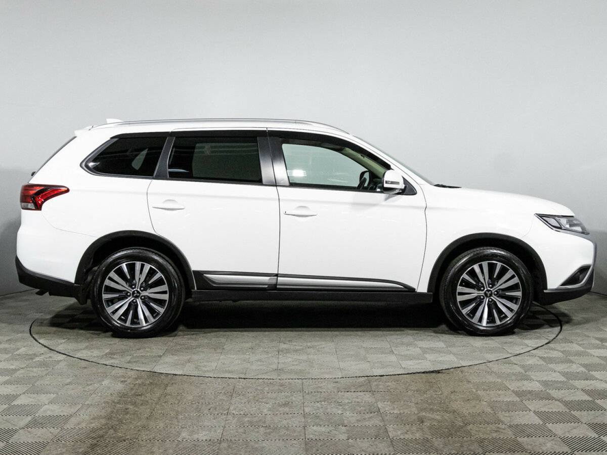 Купить Mitsubishi Outlander, 2021, 104 950 км.. Фото: #3
