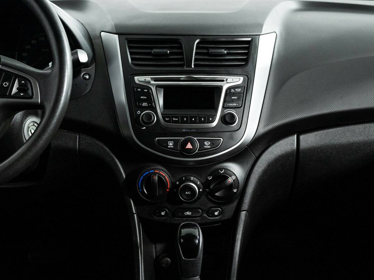 Купить Hyundai Solaris, 2016, 89 209 км.. Фото: #13