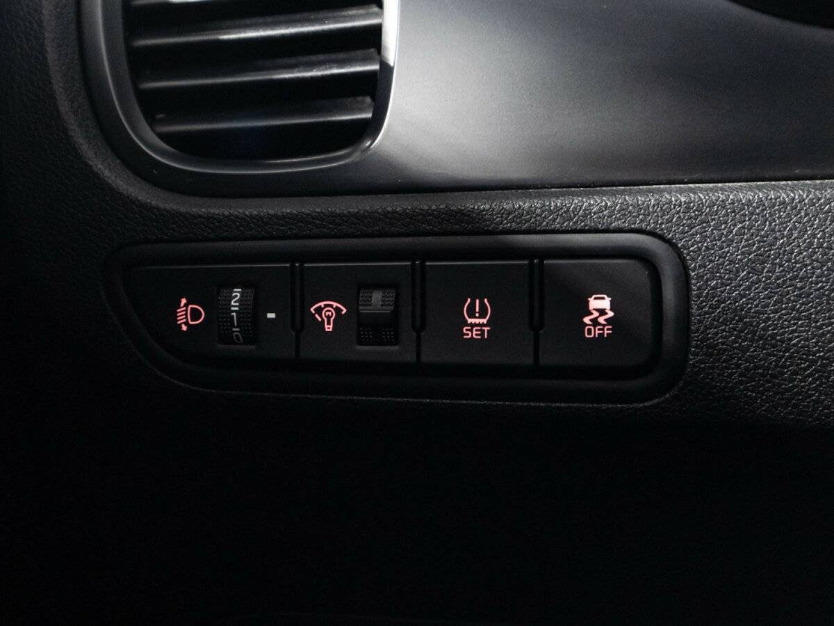 Купить Kia Rio, 2020, 148 653 км.. Фото: #18