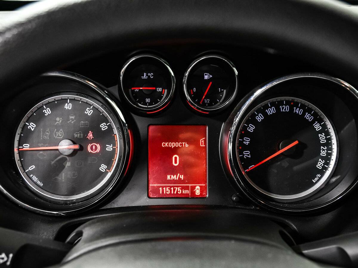 Купить Opel Astra, 2013, 115 173 км.. Фото: #9