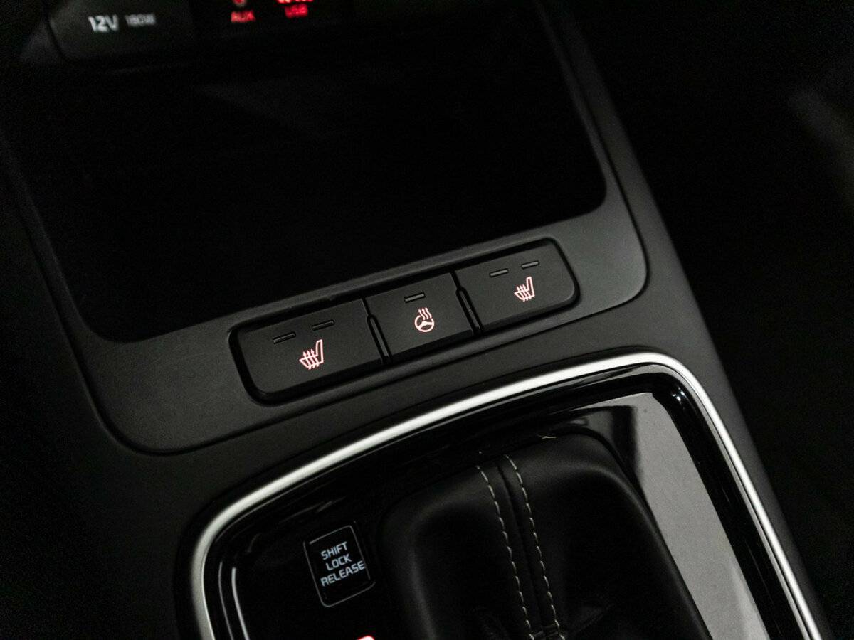 Купить Kia Rio, 2018, 61 801 км.. Фото: #16