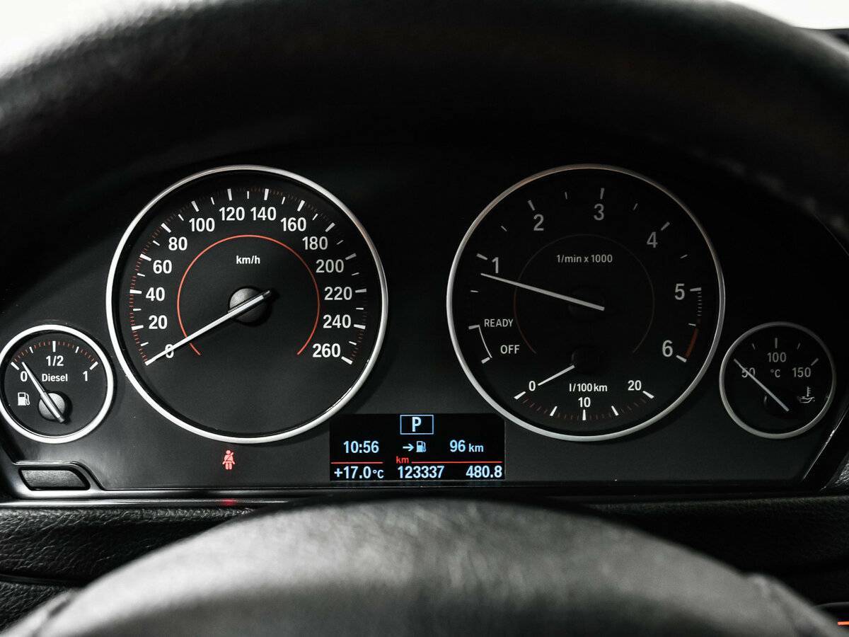 Купить BMW 3 серии, 2017, 123 000 км.. Фото: #9