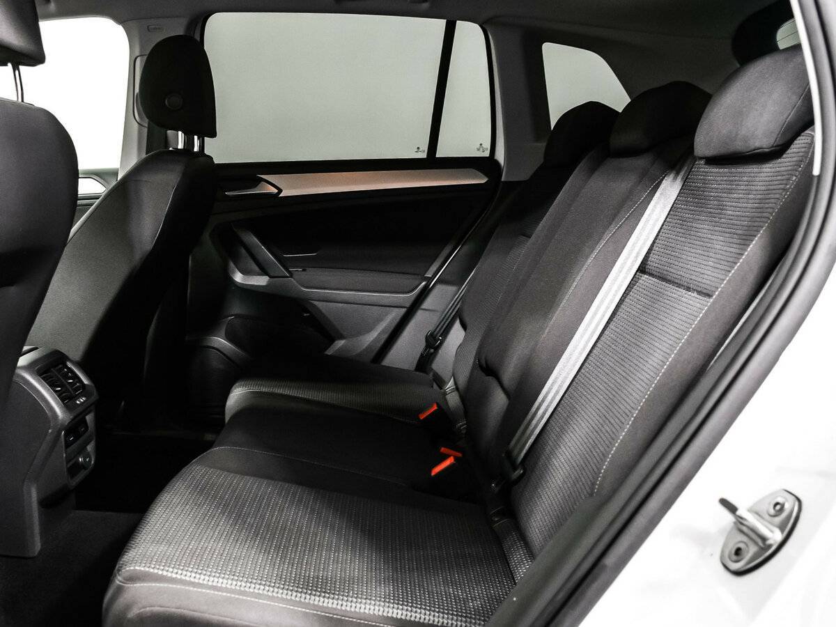 Купить Volkswagen Tiguan, 2018, 103 459 км.. Фото: #10