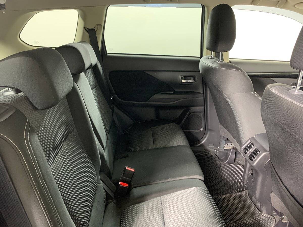 Купить Mitsubishi Outlander, 2019, 126 860 км.. Фото: #16