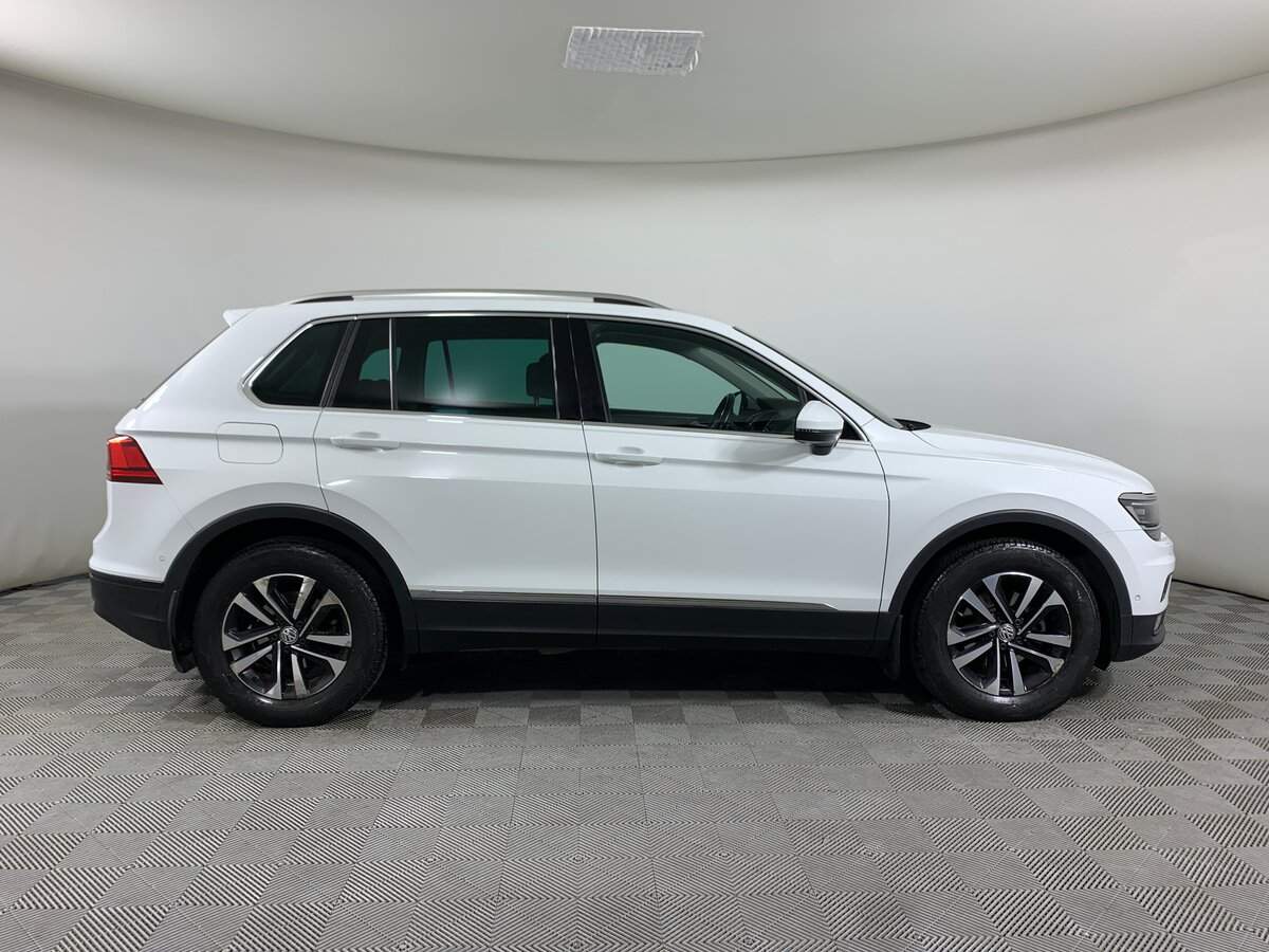 Купить Volkswagen Tiguan, 2019, 120 057 км.. Фото: #3