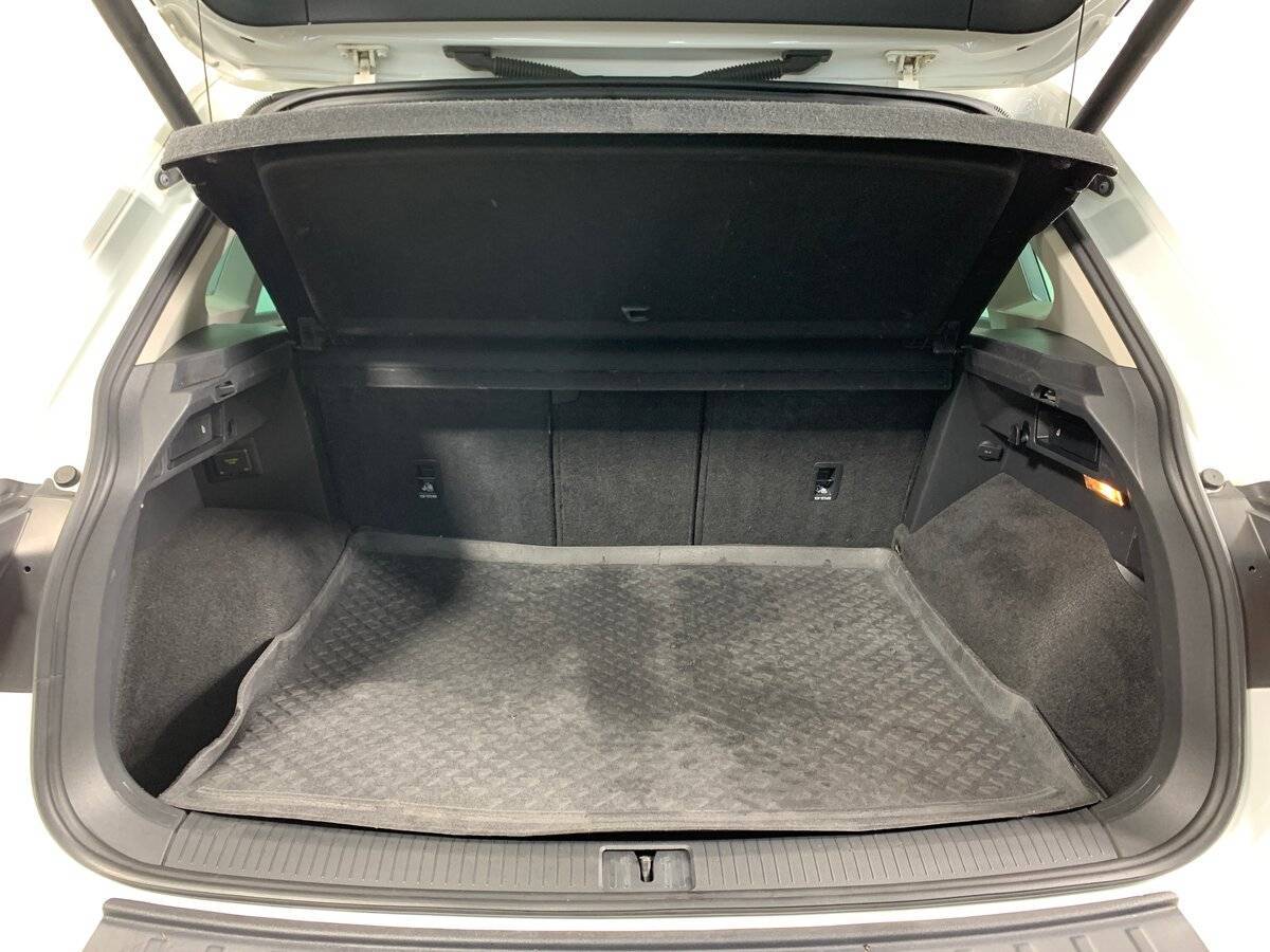 Купить Volkswagen Tiguan, 2019, 120 057 км.. Фото: #19