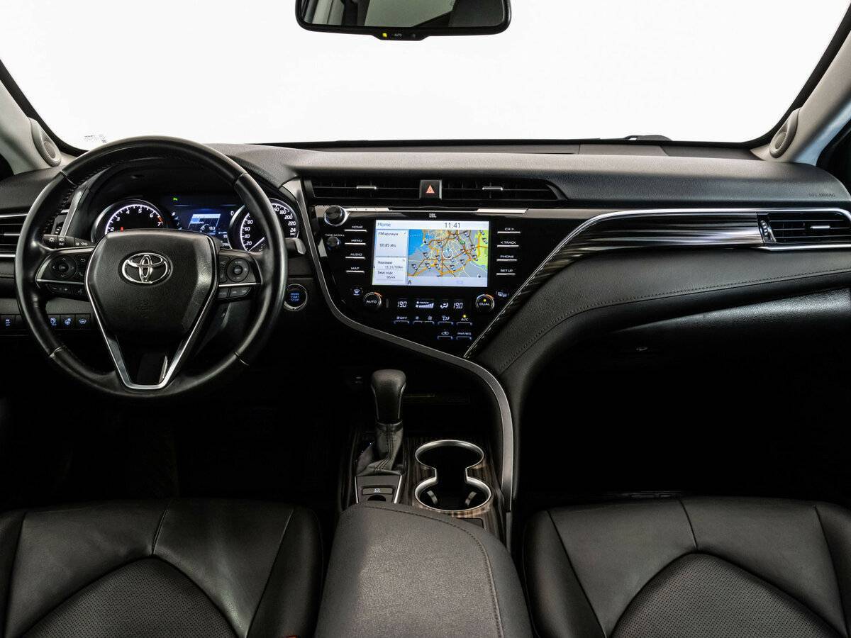 Купить Toyota Camry, 2019, 123 705 км.. Фото: #9