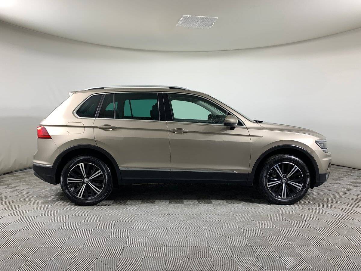 Купить Volkswagen Tiguan, 2018, 94 573 км.. Фото: #3