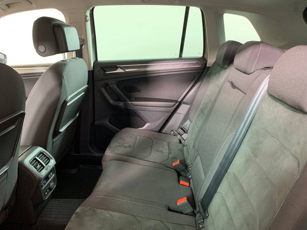 Купить Volkswagen Tiguan, 2018, 94 573 км.. Фото: #17
