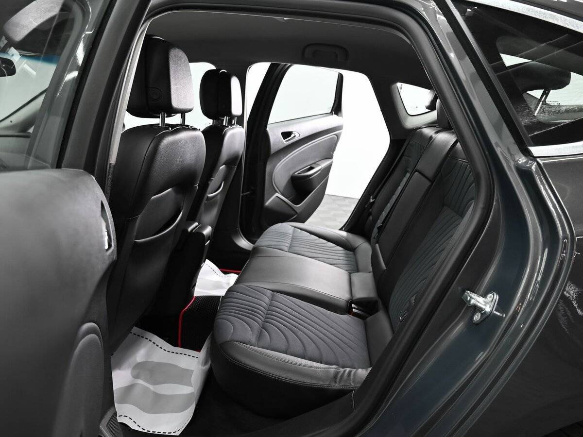 Купить Opel Astra, 2013, 164 000 км.. Фото: #12