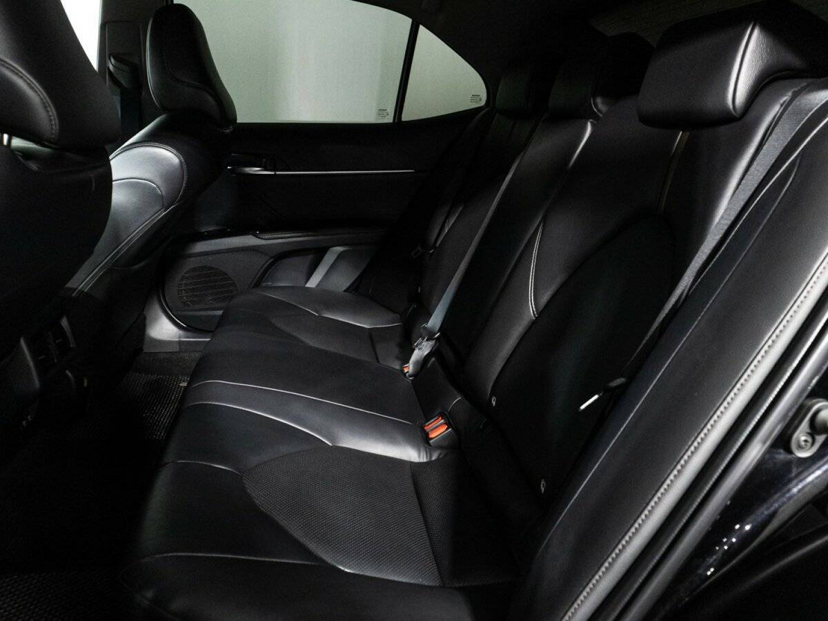 Купить Toyota Camry, 2018, 118 000 км.. Фото: #9