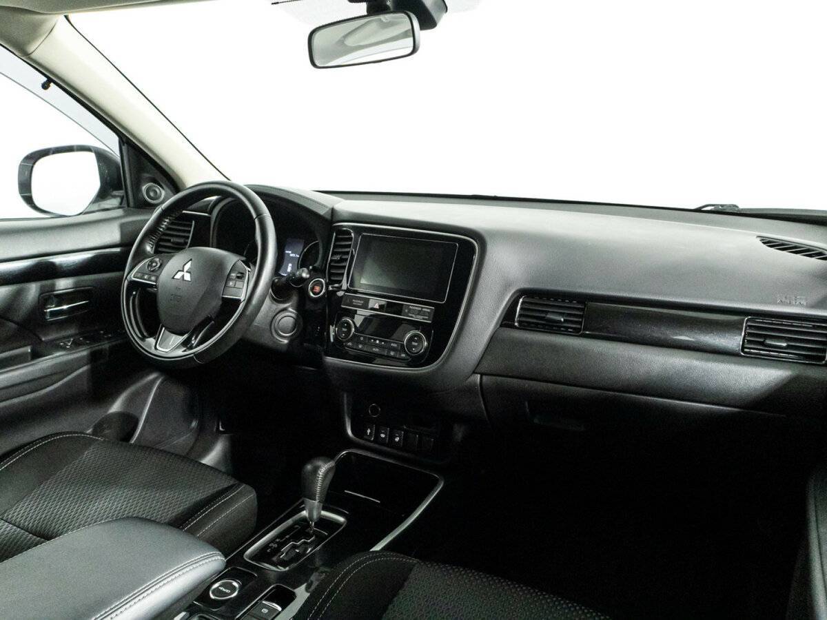Купить Mitsubishi Outlander, 2018, 70 460 км.. Фото: #8