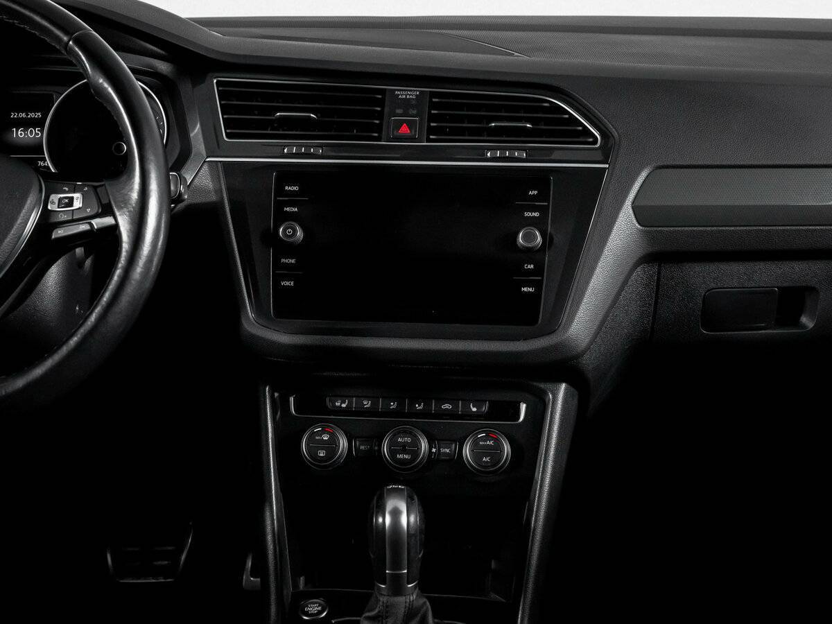 Купить Volkswagen Tiguan, 2018, 63 742 км.. Фото: #12