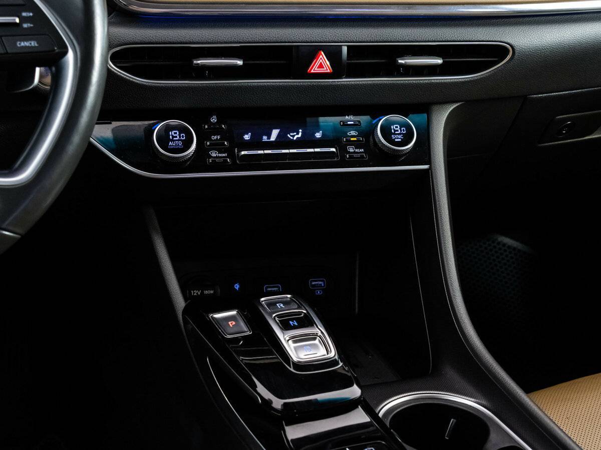 Купить Hyundai Sonata, 2020, 136 999 км.. Фото: #13