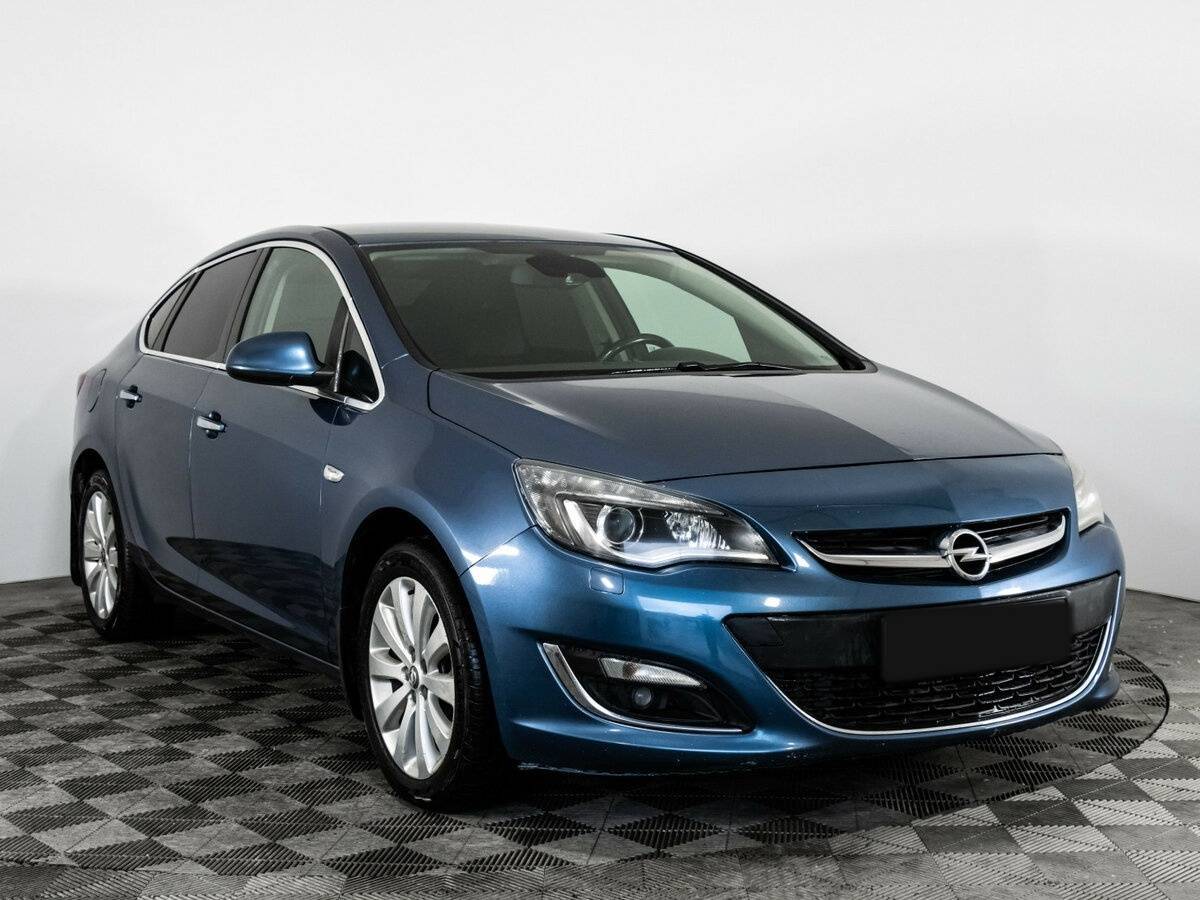 Купить Opel Astra, 2012, 180 792 км.. Фото: #2