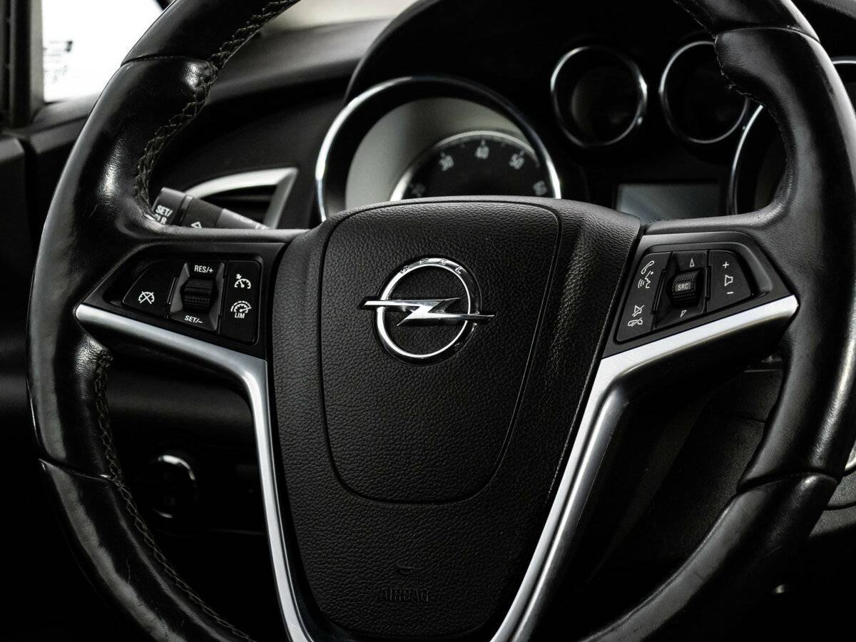 Купить Opel Astra, 2012, 180 792 км.. Фото: #8