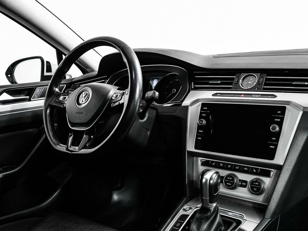 Купить Volkswagen Passat, 2018, 176 549 км.. Фото: #8