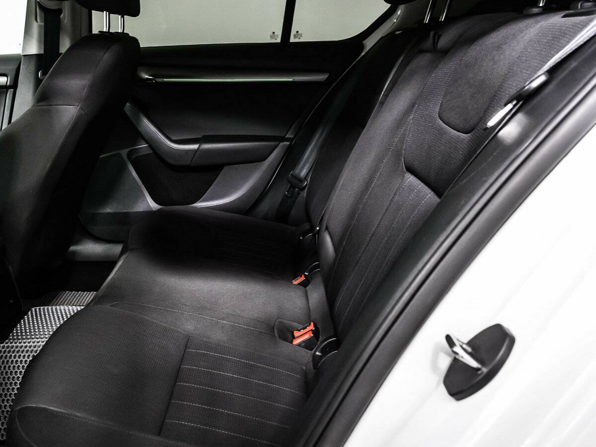 Купить Skoda Octavia, 2017, 122 578 км.. Фото: #11