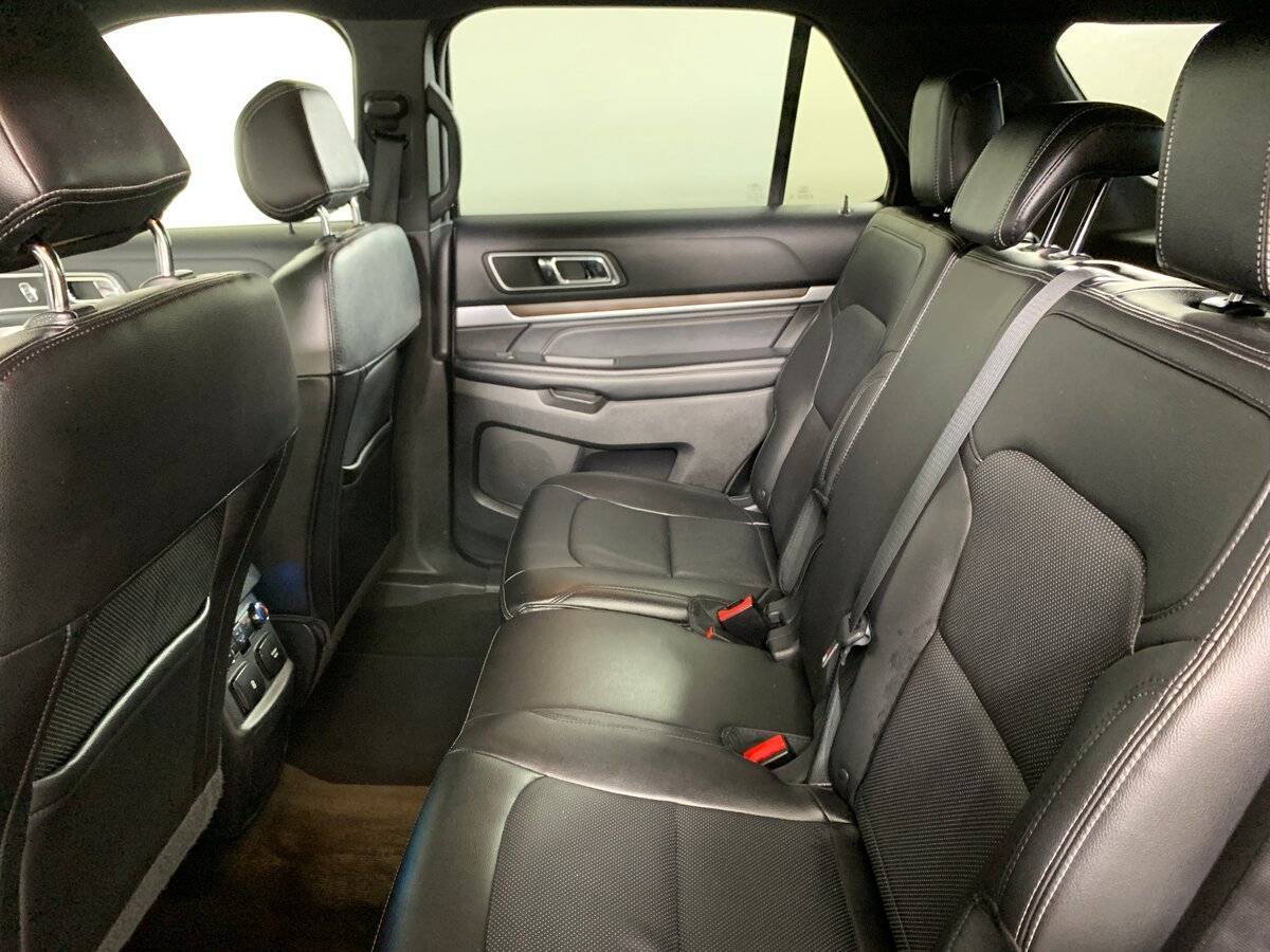 Купить Ford Explorer, 2016, 177 000 км.. Фото: #18