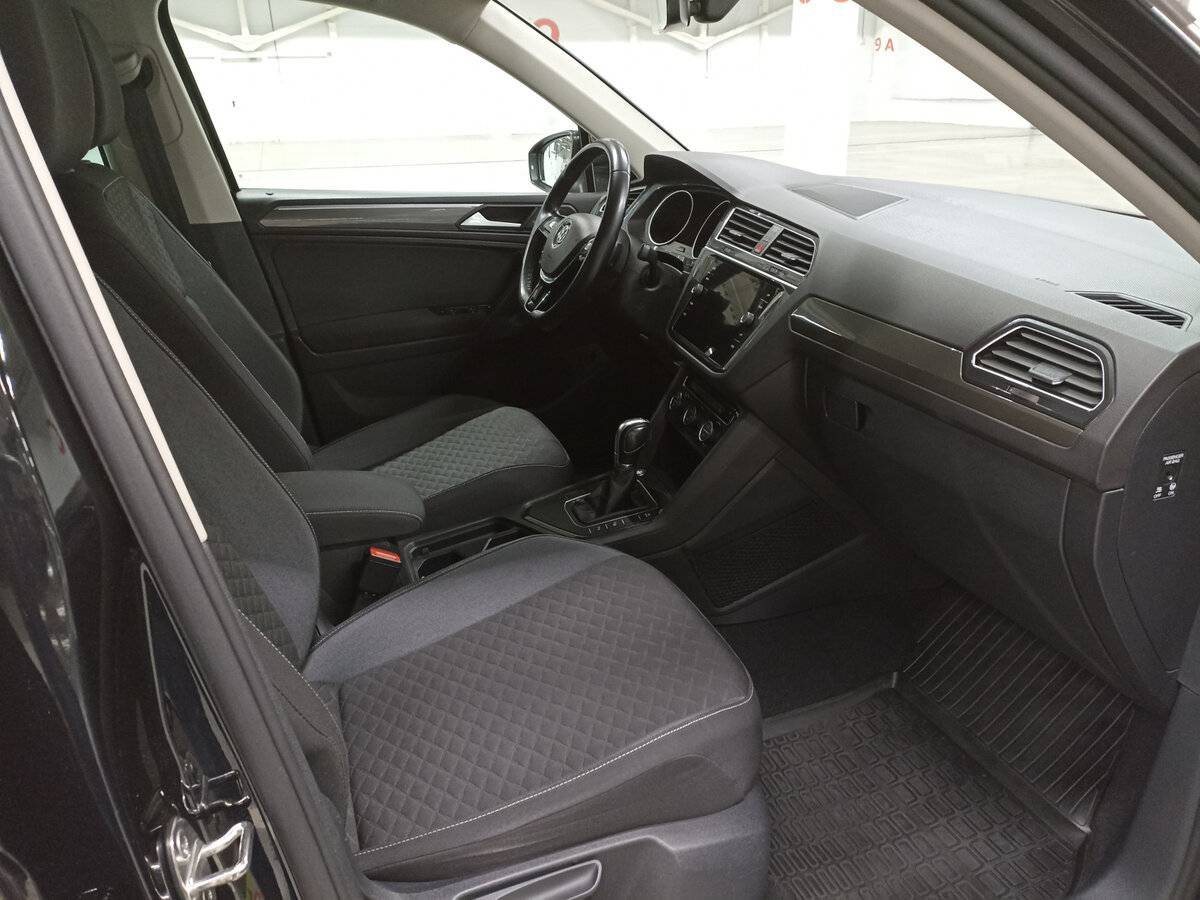 Купить Volkswagen Tiguan, 2018, 77 603 км.. Фото: #10