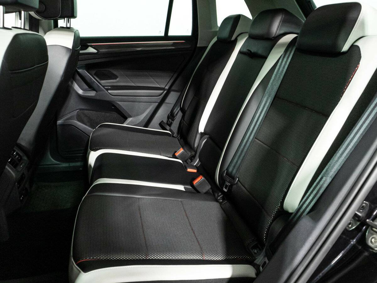 Купить Volkswagen Tiguan, 2022, 62 269 км.. Фото: #9