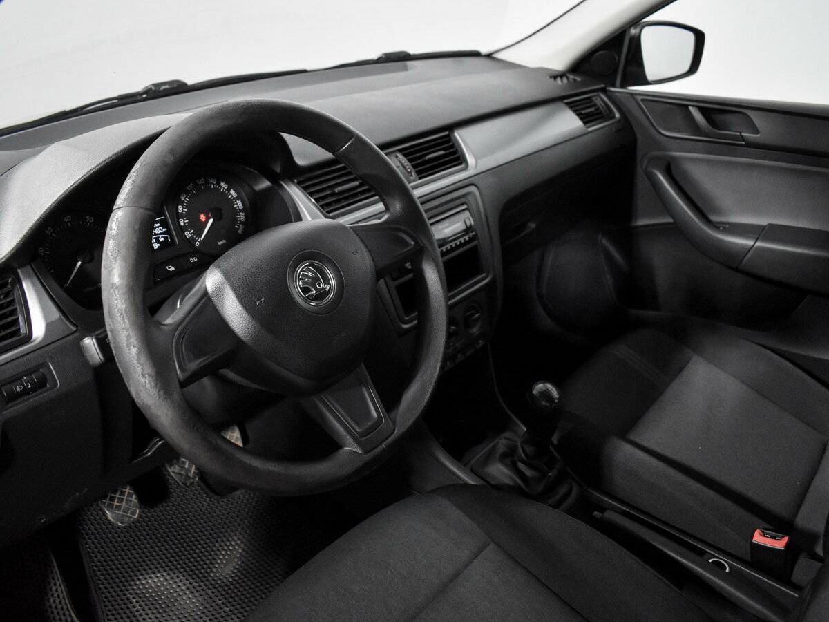 Купить Skoda Rapid, 2014, 157 399 км.. Фото: #8