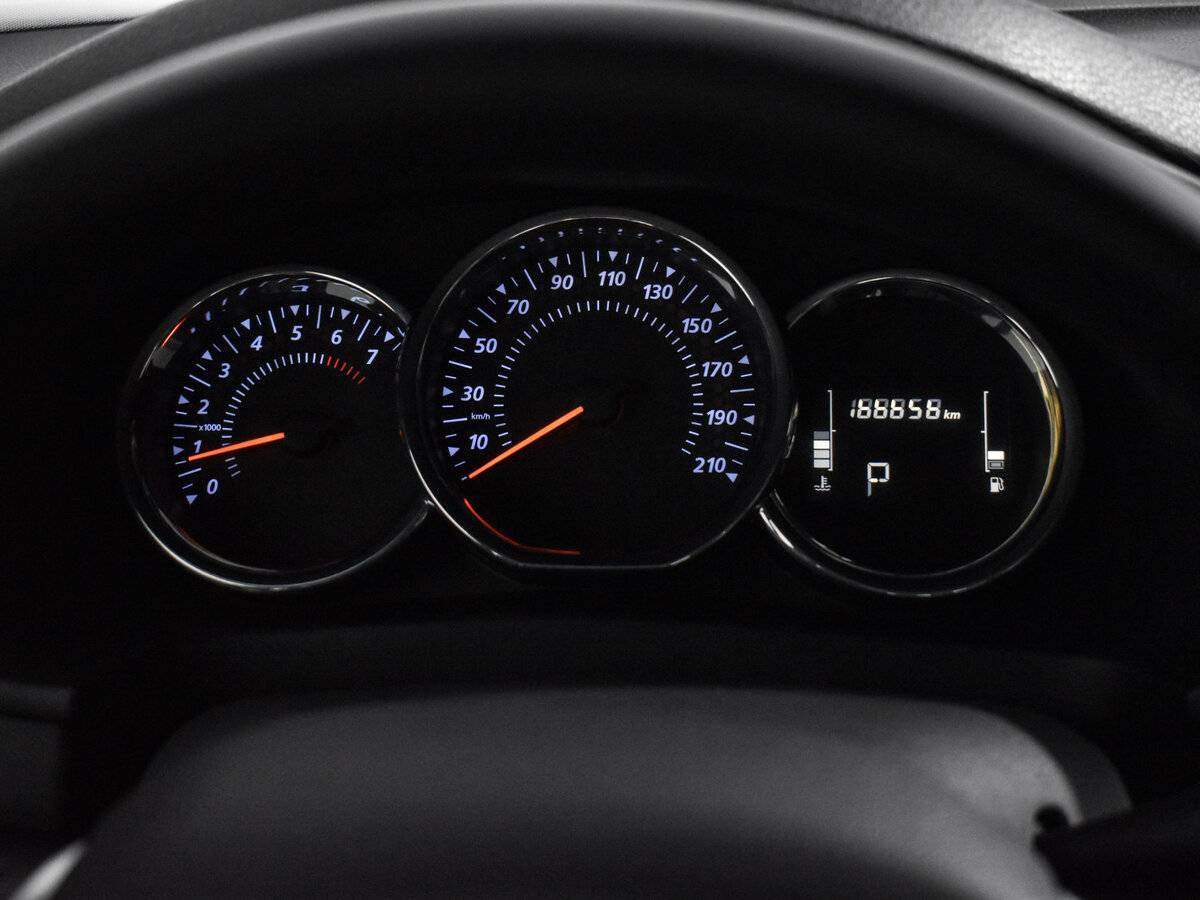 Купить Renault Logan, 2019, 188 858 км.. Фото: #15