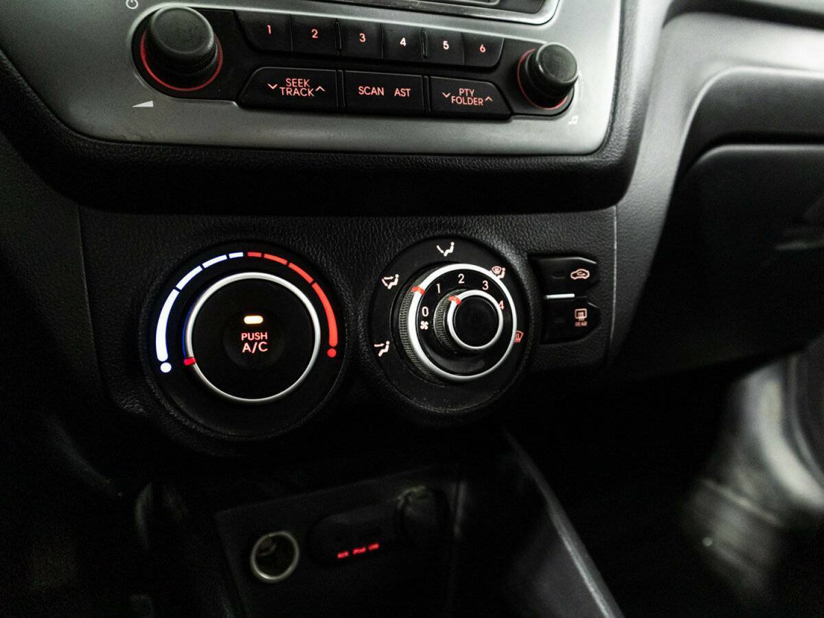 Купить Киа Рио, 2014, 311 194 км.. Фото: #14