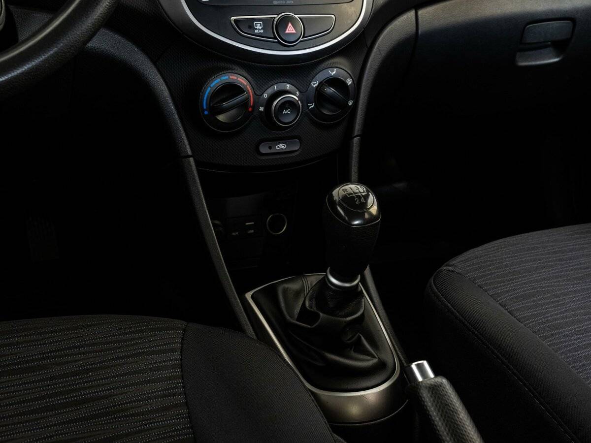 Купить Hyundai Solaris, 2016, 252 626 км.. Фото: #9