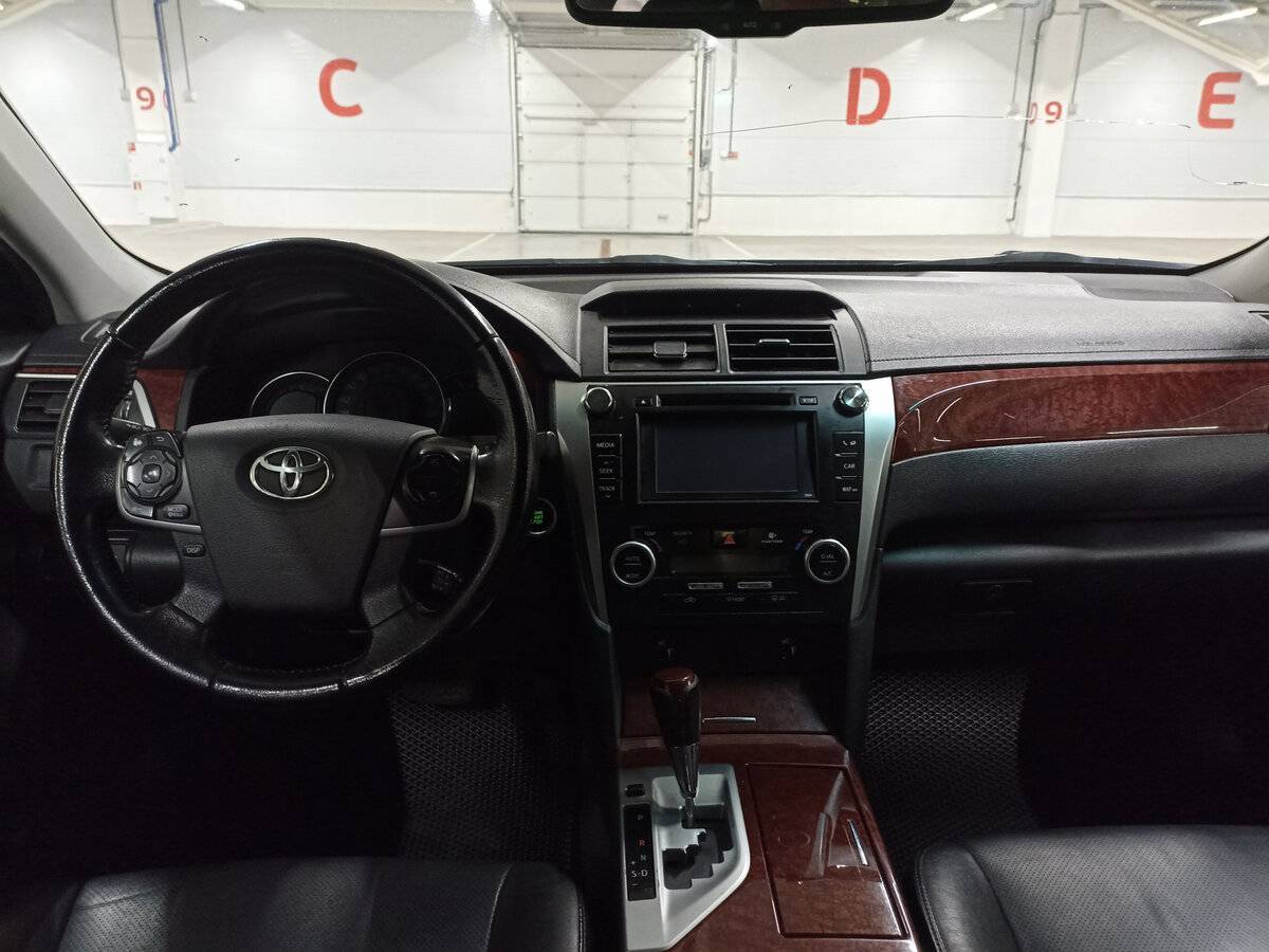 Купить Toyota Camry, 2014, 253 582 км.. Фото: #13
