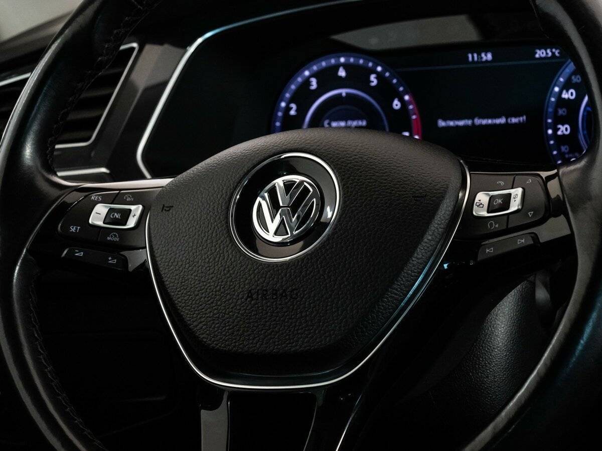 Купить Volkswagen Tiguan, 2017, 128 093 км.. Фото: #10