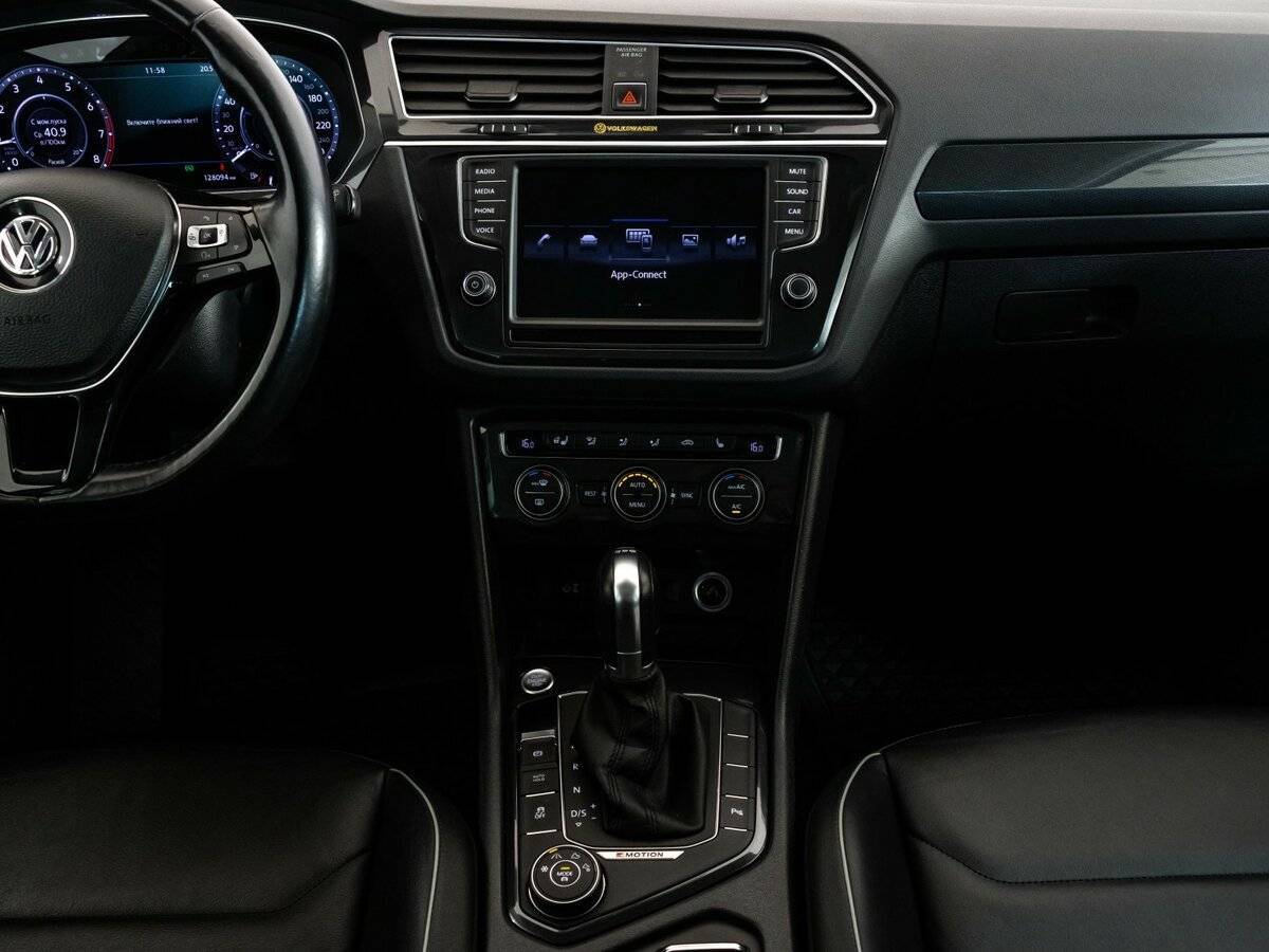 Купить Volkswagen Tiguan, 2017, 128 093 км.. Фото: #11