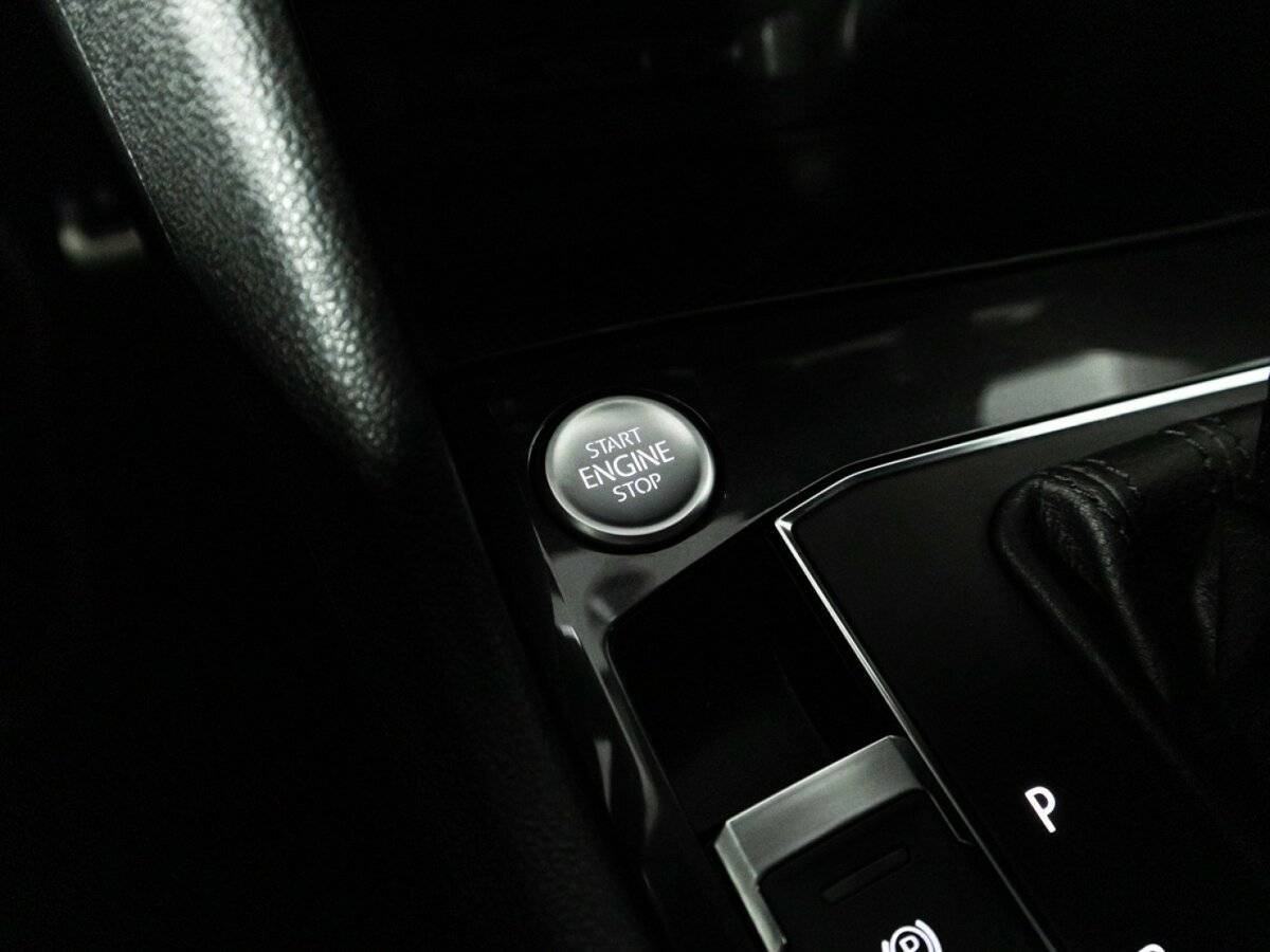 Купить Volkswagen Tiguan, 2019, 69 371 км.. Фото: #18