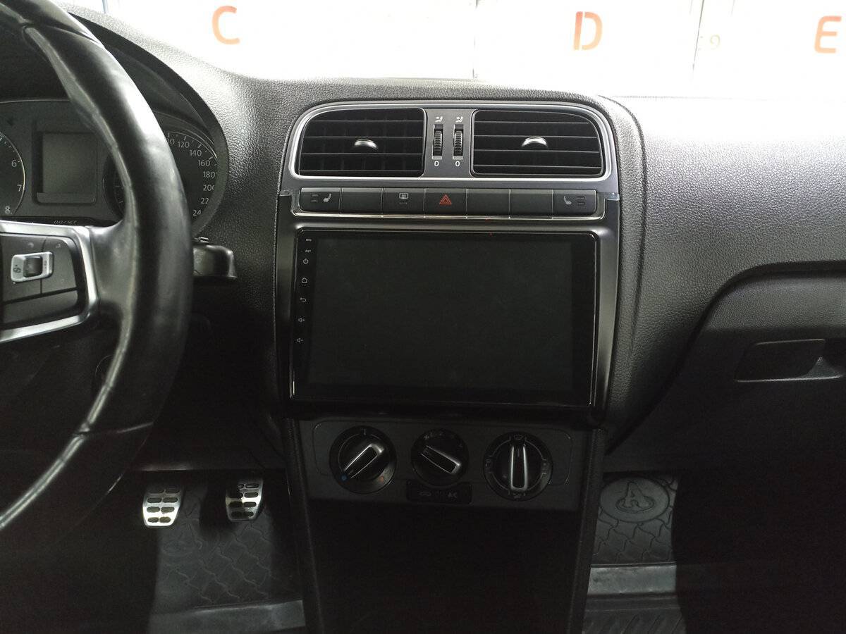 Купить Volkswagen Polo, 2018, 138 300 км.. Фото: #14