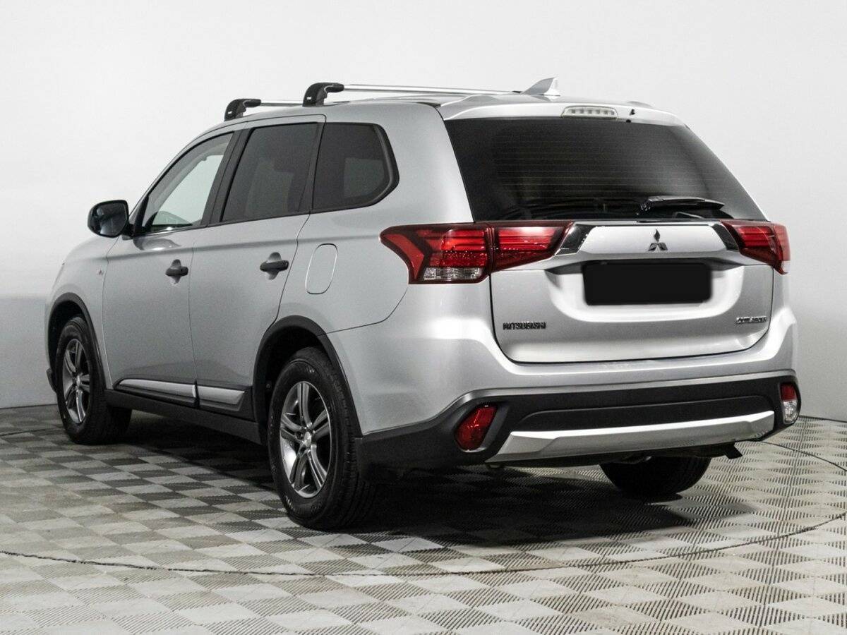 Купить Mitsubishi Outlander, 2017, 104 482 км.. Фото: #6