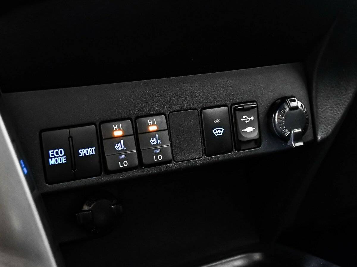 Купить Toyota RAV4, 2017, 85 919 км.. Фото: #16