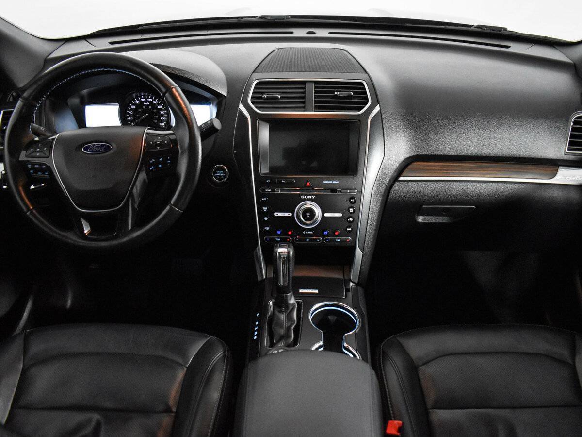 Купить Ford Explorer, 2016, 105 079 км.. Фото: #13