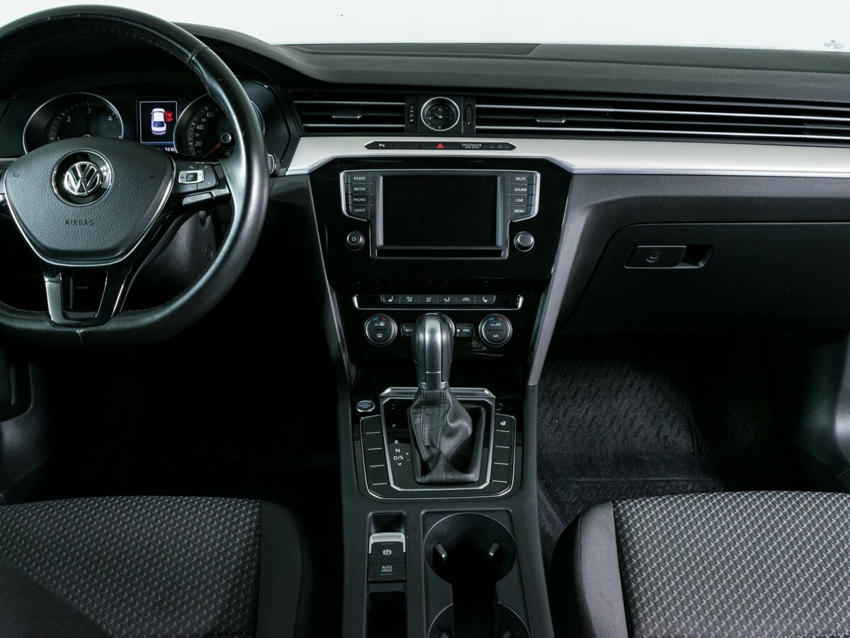Купить Volkswagen Passat, 2017, 97 768 км.. Фото: #7