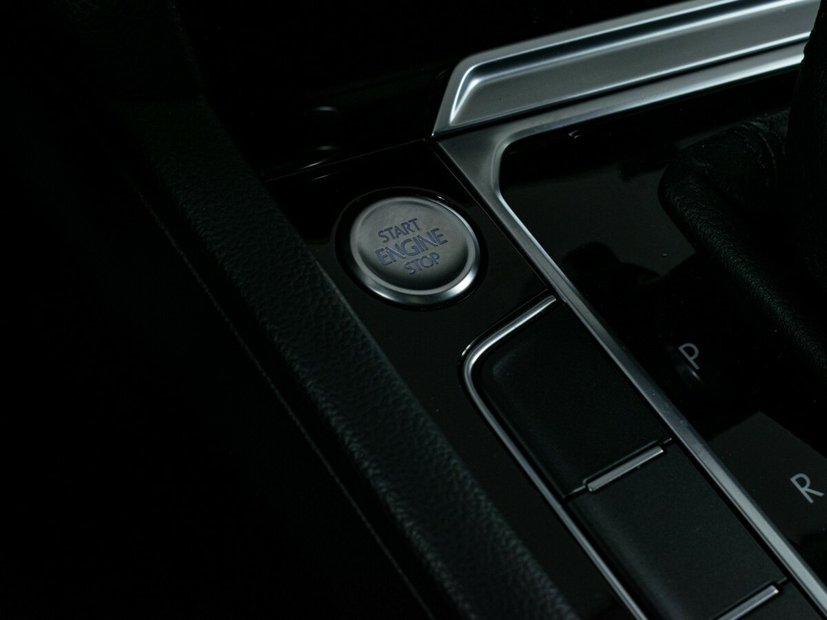 Купить Volkswagen Passat, 2017, 97 768 км.. Фото: #11