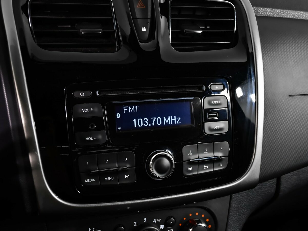 Купить Renault Logan, 2018, 104 000 км.. Фото: #14