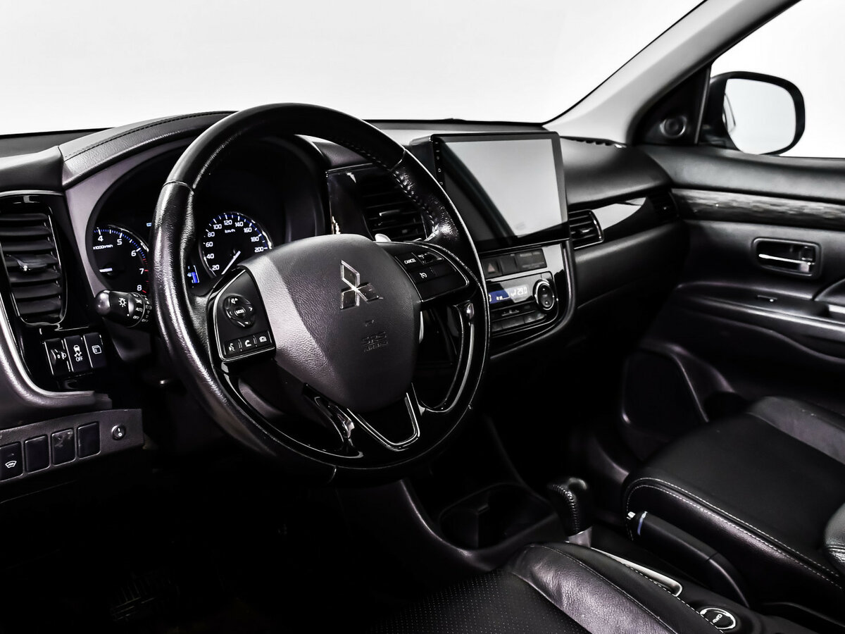 Купить Mitsubishi Outlander, 2016, 95 226 км.. Фото: #9