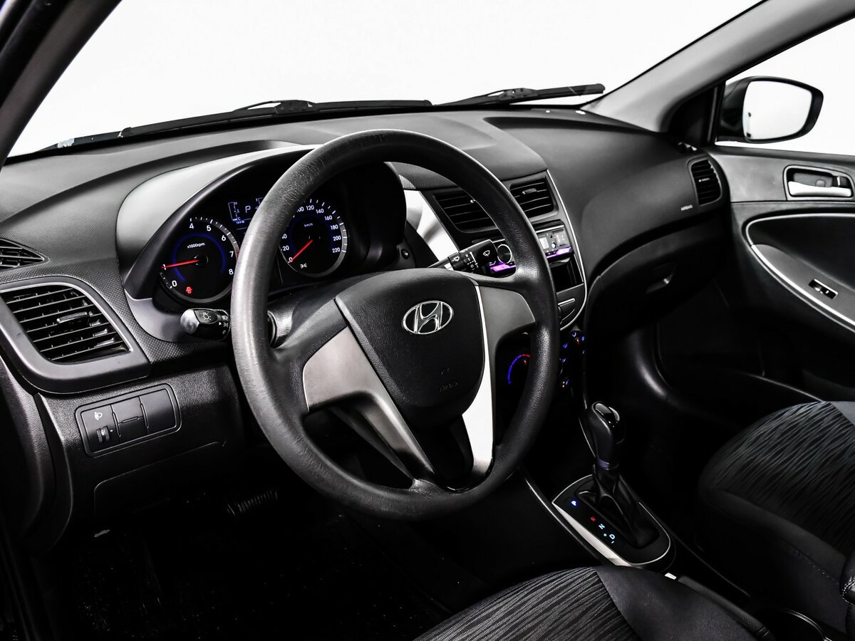 Купить Hyundai Solaris, 2016, 205 193 км.. Фото: #11