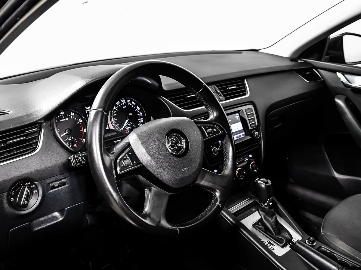 Купить Skoda Octavia, 2014, 217 690 км.. Фото: #10