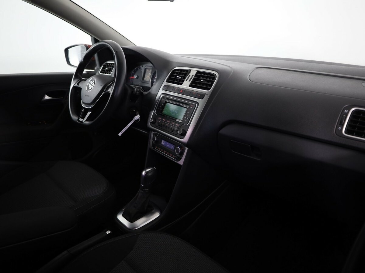 Купить Volkswagen Polo, 2015, 77 488 км.. Фото: #17