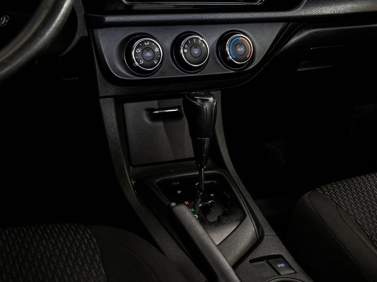 Купить Toyota Corolla, 2014, 228 150 км.. Фото: #7