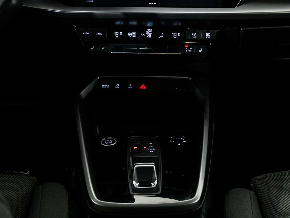 Купить Audi A3, 2021, 127 479 км.. Фото: #10
