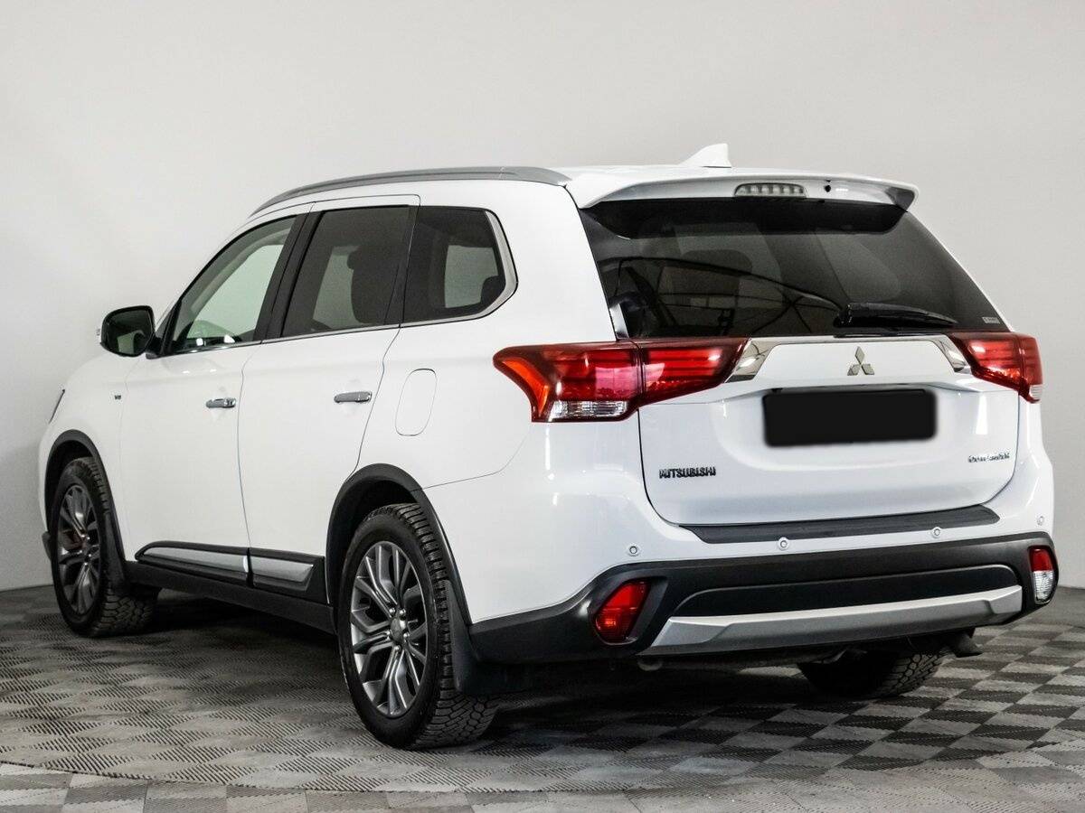 Купить Mitsubishi Outlander, 2017, 191 296 км.. Фото: #5