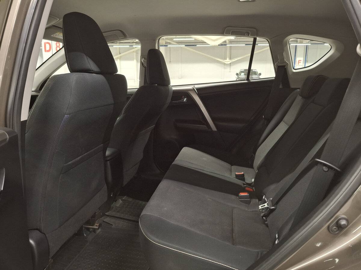 Купить Toyota RAV4, 2015, 143 688 км.. Фото: #10