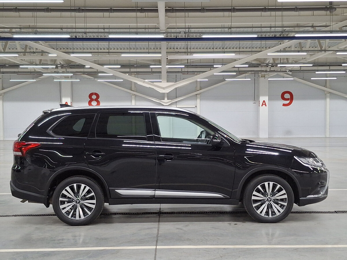 Купить Mitsubishi Outlander, 2020, 121 303 км.. Фото: #3
